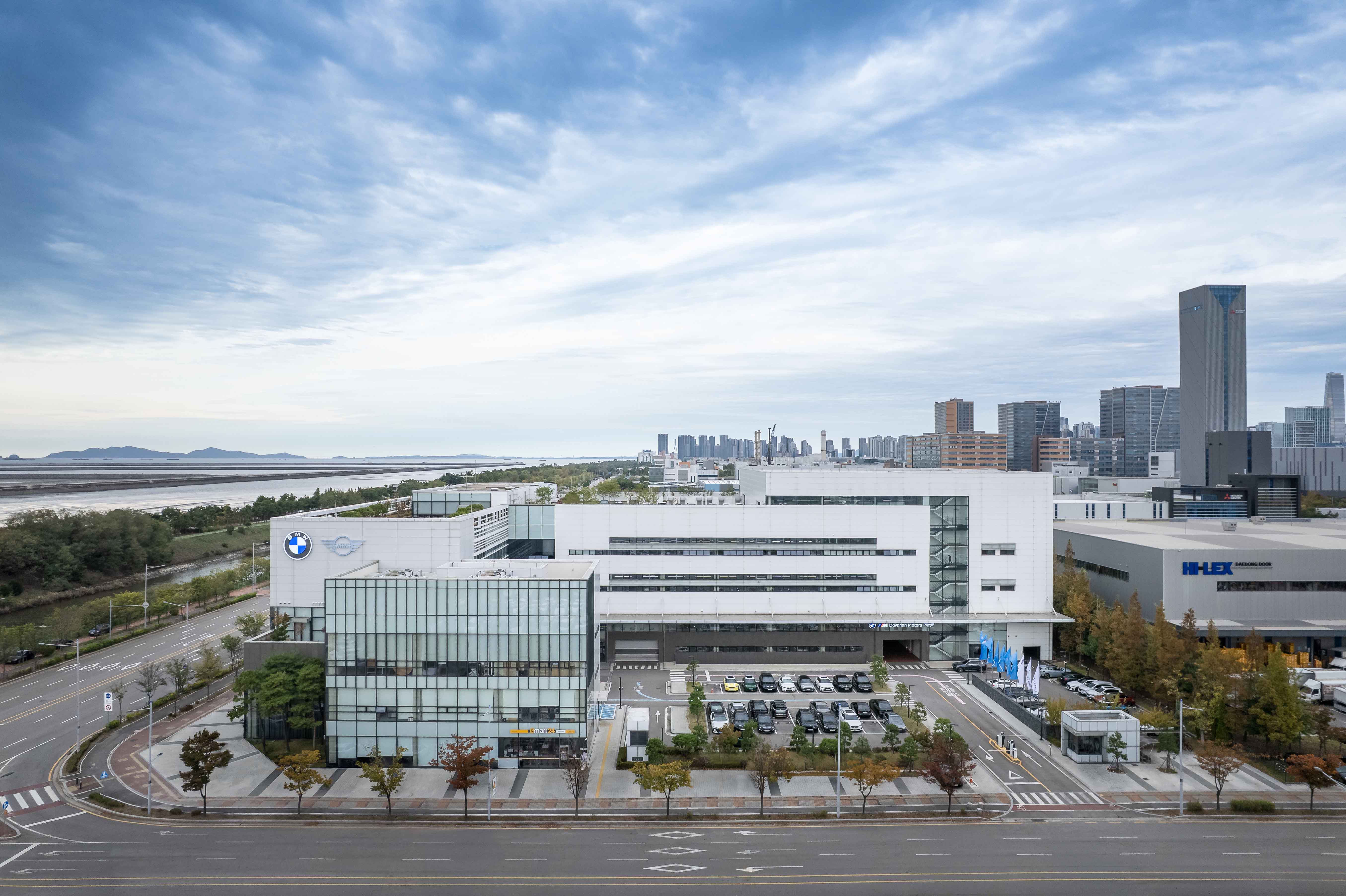 BMW 송도 컴플렉스 외관