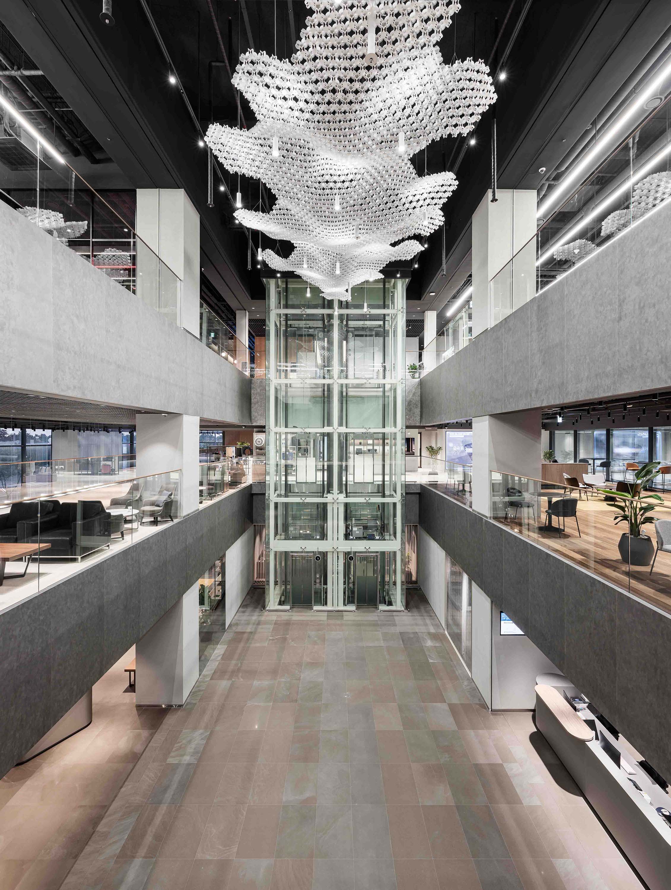 BMW 송도 컴플렉스 전시장 세로 사진